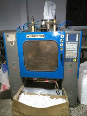 HGC吹塑機(jī)與計(jì)算機(jī)控制技術(shù)的深度結(jié)合